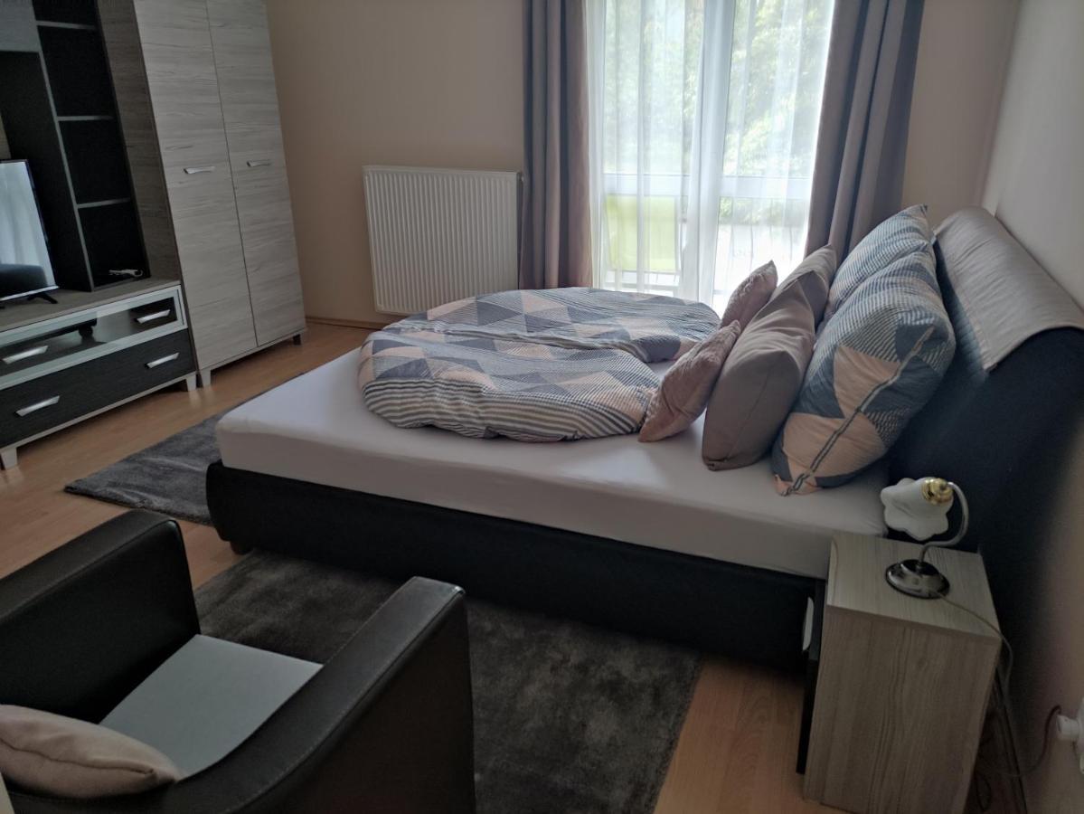 Zsanett Appartement Hévíz Esterno foto