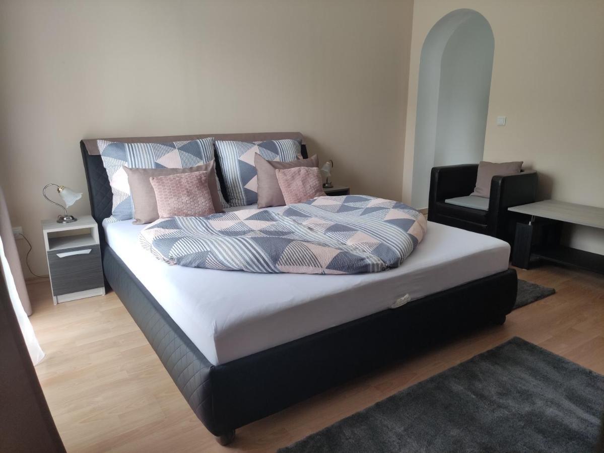 Zsanett Appartement Hévíz Esterno foto