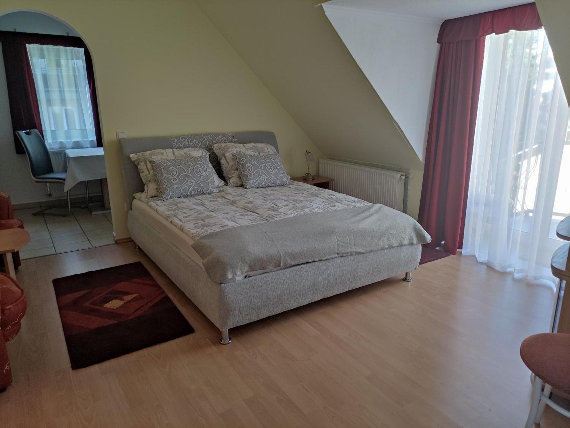 Zsanett Appartement Hévíz Camera foto