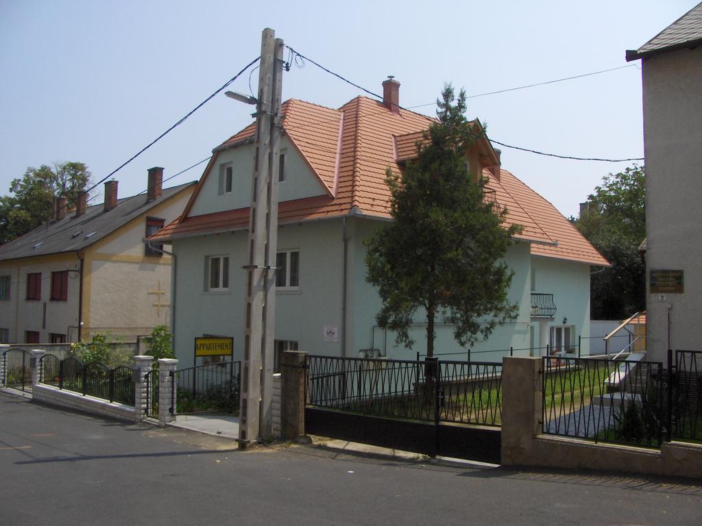 Zsanett Appartement Hévíz Esterno foto